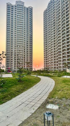 3.5 BHK + Servant Room Apartment For Sale in ATS Homekraft Pious Orchards