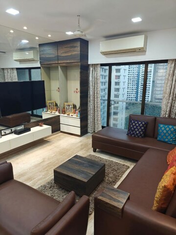 4 BHK Apartment For Rent in DLH Sorrento, Veera Desai Road