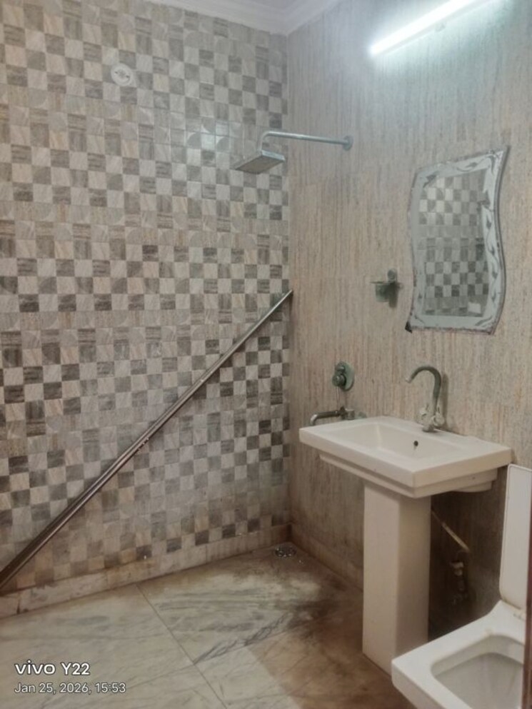 Bathroom, ashoka-enclave-faridabad 3 Bedroom 1800 Sq.Ft. Builder Floor In Sector 34 Faridabad 9856310