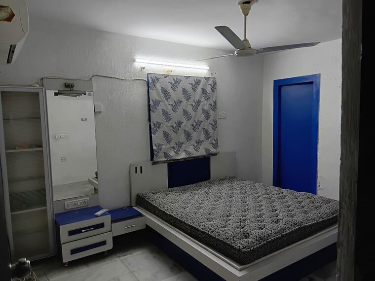 Bedroom, bodakdev 3 Bedroom 1800 Sq.Ft. Apartment In Bodakdev Ahmedabad 9856318
