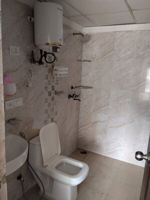 Bathroom in 2.5 BHK Apartment at Aims Golf Avenue II, Sector 75 – for Rent