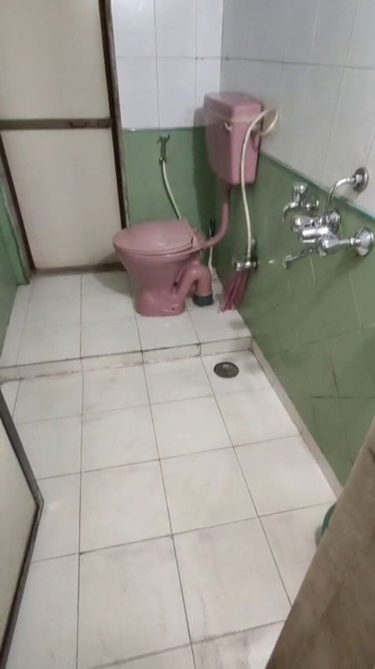 Bathroom, vijay-apartments-waghbil 2 Bedroom 650 Sq.Ft. Apartment In Waghbil Thane 9856359