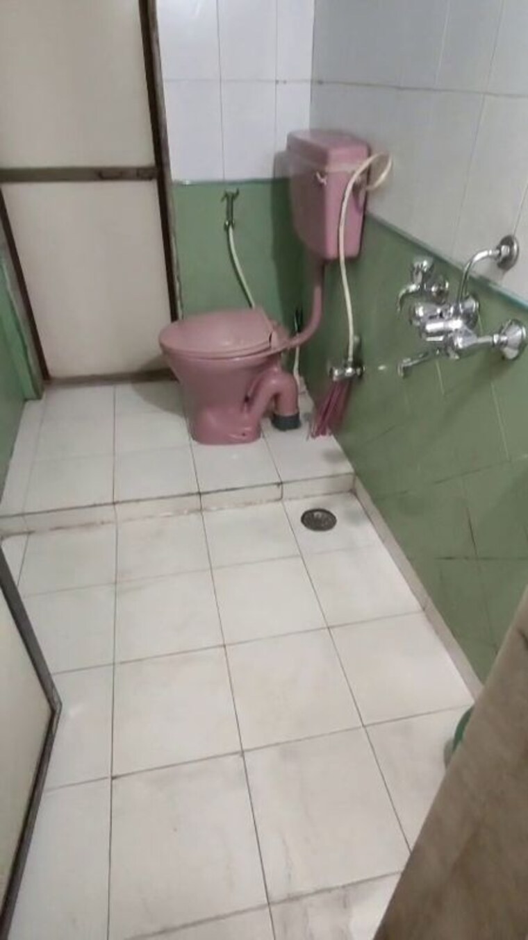 Bathroom, vijay-apartments-waghbil 2 Bedroom 650 Sq.Ft. Apartment In Waghbil Thane 9856359