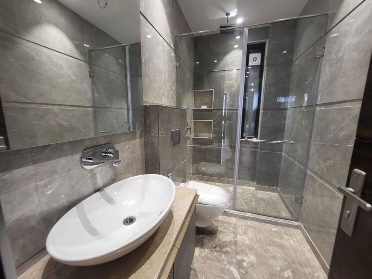 Bathroom, eros-rosewood-city 3 Bedroom 2200 Sq.Ft. Apartment In Sector 49 Gurgaon 9856346