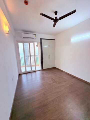 Room in 3.5 BHK Apartment at ATS Homekraft Pious Hideaways, Sector 150 – for Rent