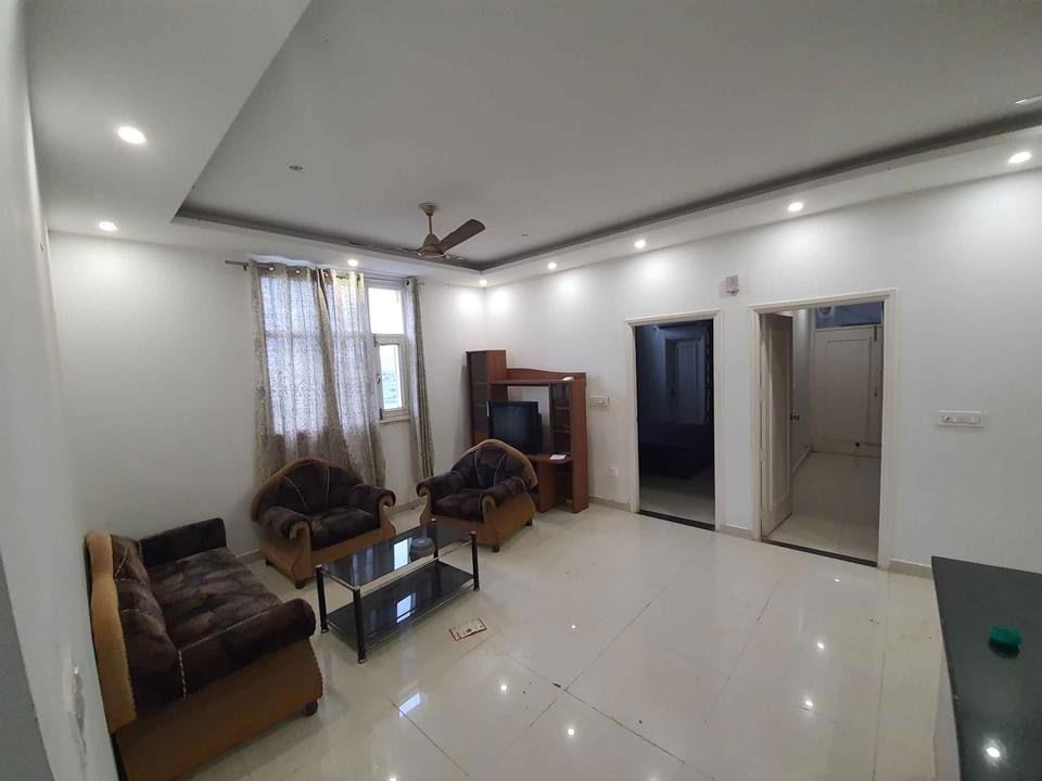 2 BHK +  1300 Sq.Ft. Apartment in Motiaz Royal Citi