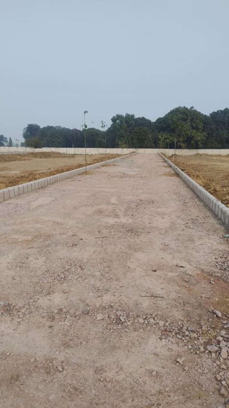 undefined, sunpura  100 Sq.Yd. Plot In Sunpura Greater Noida 9856423