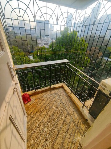 1 BHK Apartment For Sale in Tulshidham Complex, Thane West