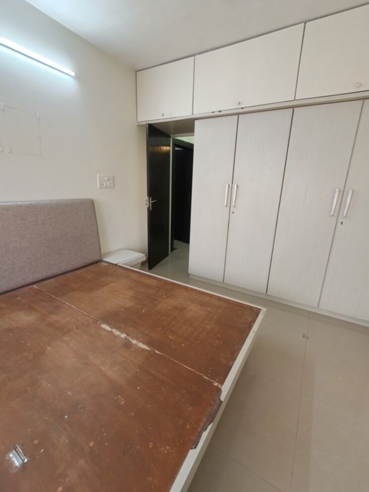 Room, greenwoods-chs 2 Bedroom 800 Sq.Ft. Apartment In Andheri East Mumbai 9856431