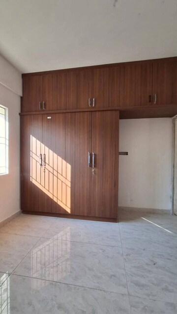 Room in 3 BHK Apartment at MC Castle, Indiranagar – for Rent