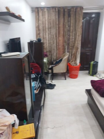 Master Bedroom in 4 BHK Builder Floor at Kalkaji – for Rent