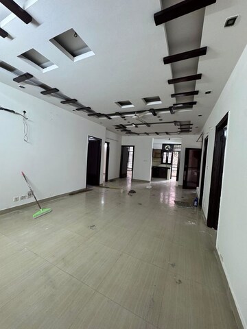 Building Lobby in 5 BHK Apartment at Grand Vista Apartments, Sector 21c – for Rent