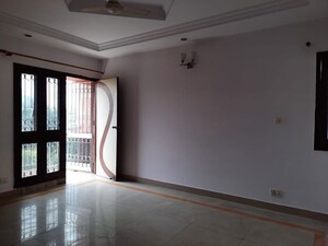 Room in 2 BHK Apartment at Sarita Vihar – for Sale