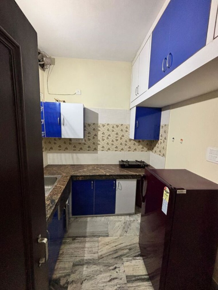 Kitchen, penta-homes 2 Bedroom 1500 Sq.Ft. Apartment In Vip Road Zirakpur 9856475