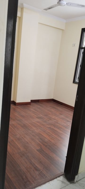 3 BHK Apartment For Sale in Amrapali Crystal Homes