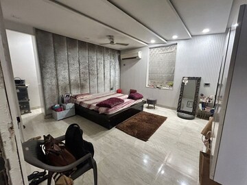 2 BHK Builder Floor For Rent in Kirti Nagar