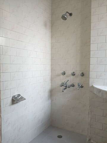 Bathroom in 3 BHK Builder Floor at Panchsheel Enclave – for Rent