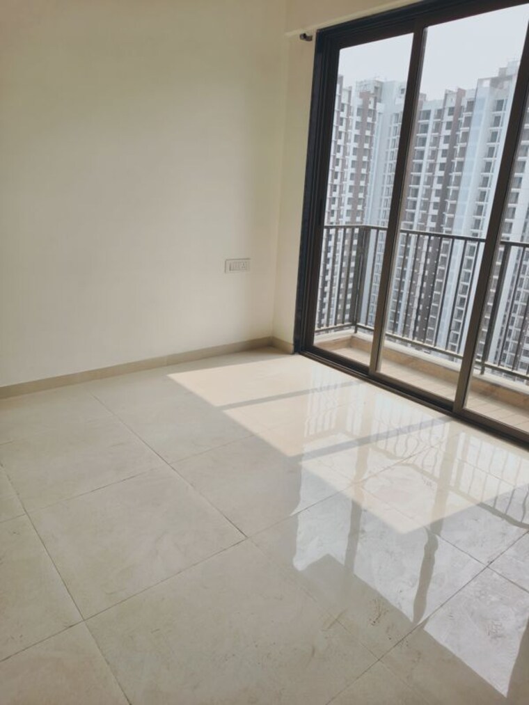Room, runwal-gardens-phase-2 1 Bedroom 400 Sq.Ft. Apartment In Dombivli East Thane 9856528