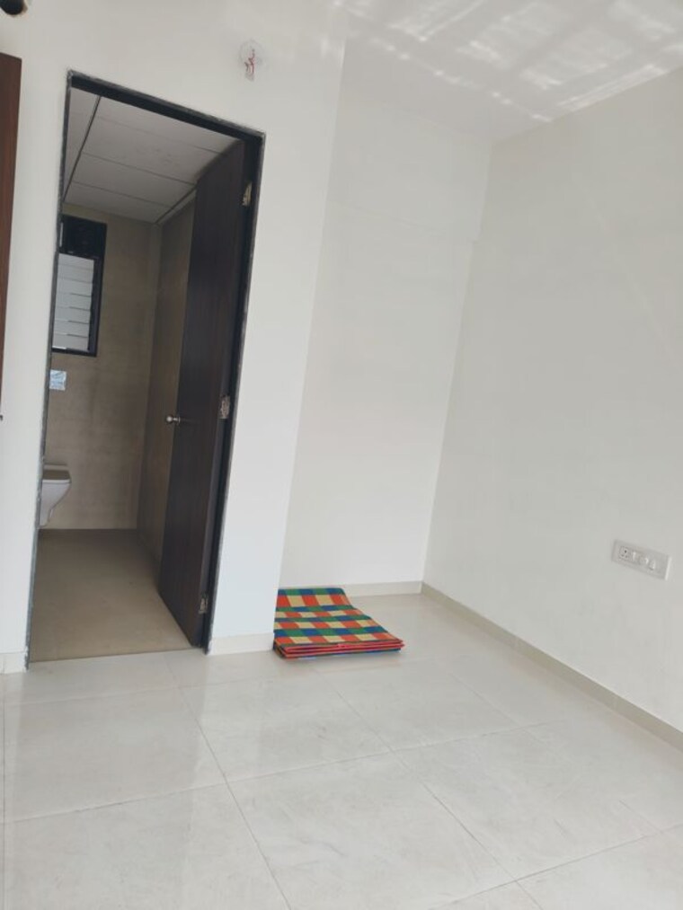 Room, runwal-gardens-phase-2 1 Bedroom 400 Sq.Ft. Apartment In Dombivli East Thane 9856528