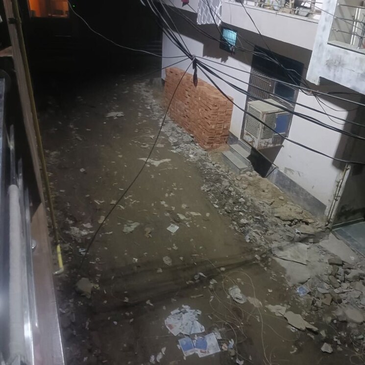 Team Area, pandav nagar 3 Bedroom 95 Sq.Yd. Apartment In Pandav Nagar Ghaziabad 9856532