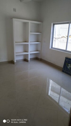 Room in 4 BHK Independent House at Mahmoorganj – for Sale