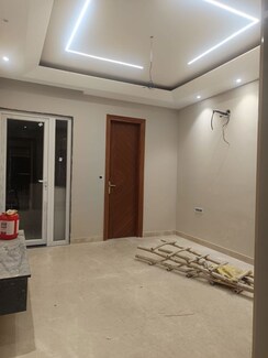 3 BHK + Servant Room Apartment For Sale in Sahara Grace