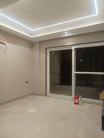 Room in 3 BHK Apartment at Sahara Grace, Sector 54 – for Sale