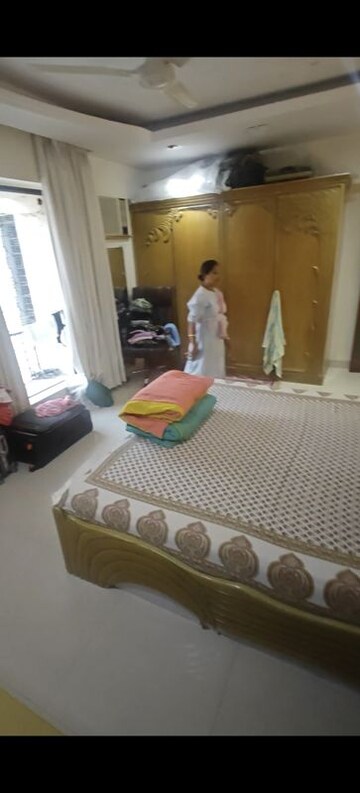 Bedroom in 3 BHK Apartment at Versova – for Rent