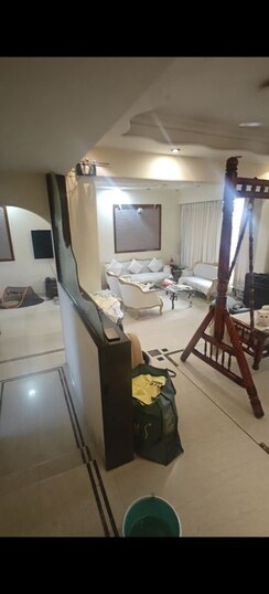 3 BHK + Pooja Room,Servant Room,Study Room,Extra Room Apartment For Rent in Versova
