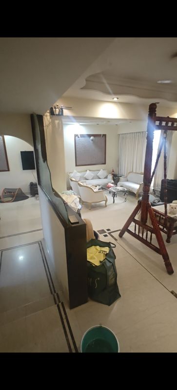 3 BHK + Pooja Room,Servant Room,Study Room,Extra Room Apartment For Rent in Versova