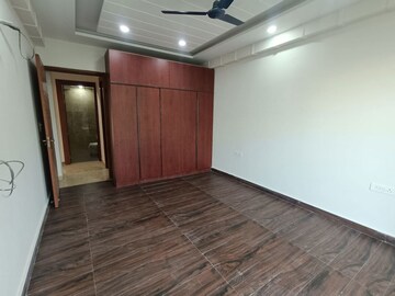 3 BHK Apartment For Sale in Raheja Atlantis, Sector 31