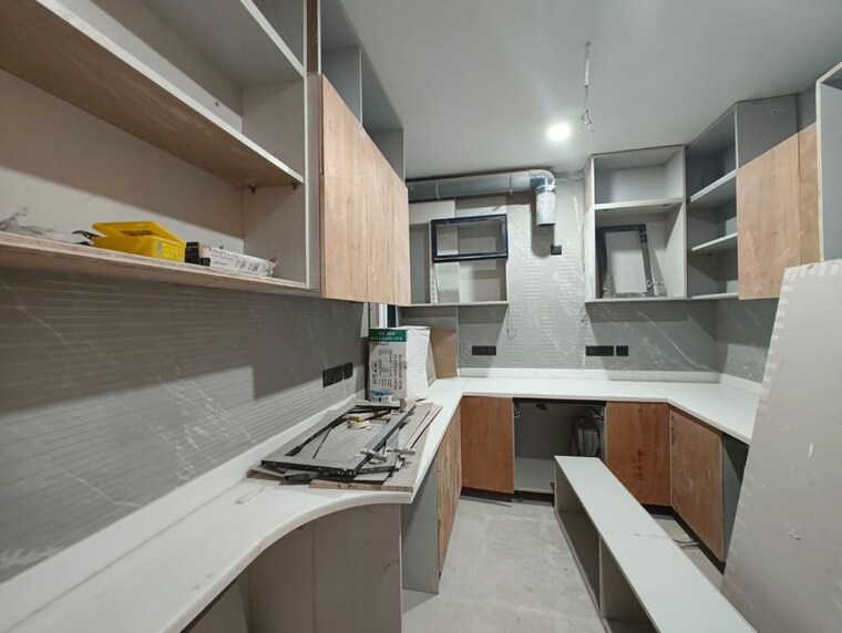 Kitchen, chittaranjan park 3 Bedroom 160 Sq.Ft. Builder Floor In Chittaranjan Park Delhi 9856582