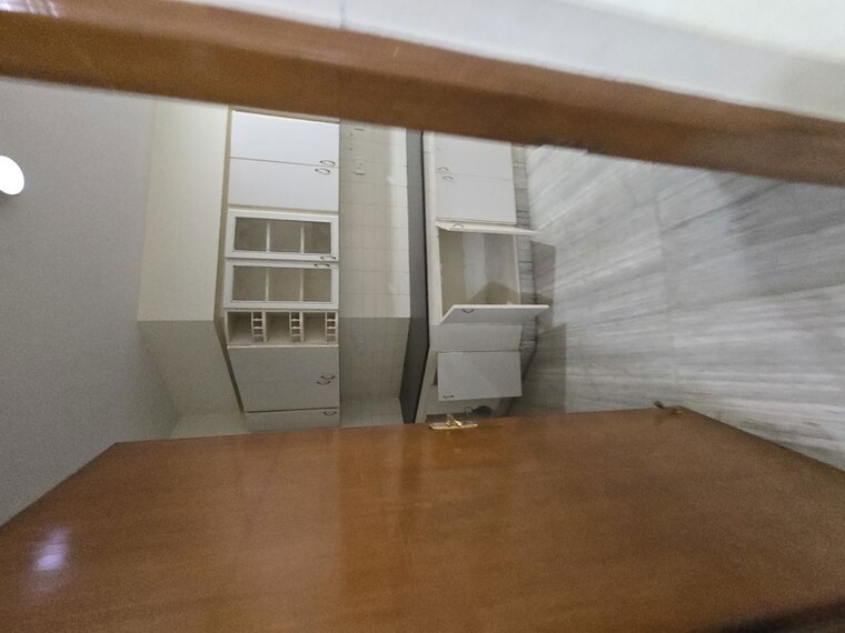 Room, vasanth nagar 3 Bedroom 3000 Sq.Ft. Independent House In Vasanth Nagar Bangalore 9856583