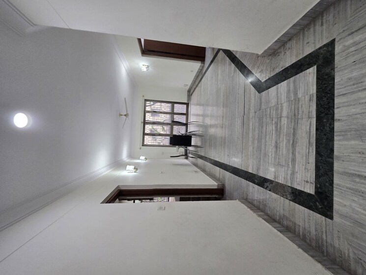 undefined, vasanth nagar 3 Bedroom 3000 Sq.Ft. Independent House In Vasanth Nagar Bangalore 9856583