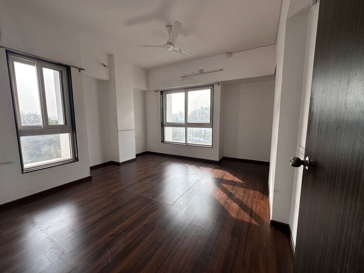 Room, naman-ekaaksh 3 Bedroom 1500 Sq.Ft. Apartment In Shivajinagar Pune 9856586