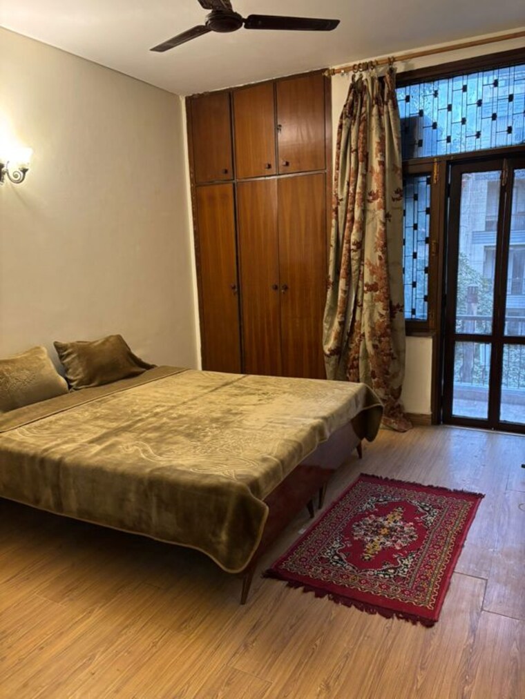 Bedroom, hauz khas 2 Bedroom 180 Sq.Ft. Builder Floor In Hauz Khas Delhi 9856593