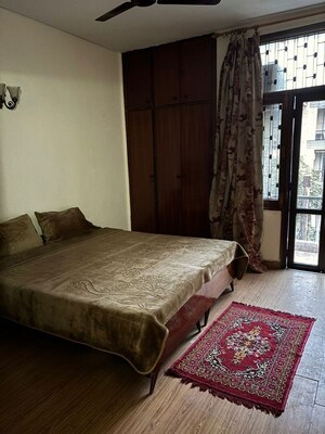 Bedroom in 2 BHK Builder Floor at Hauz Khas – for Rent