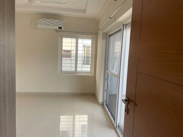 Room in 4 BHK Builder Floor at Kavuri Hills, Madhapur – for Rent