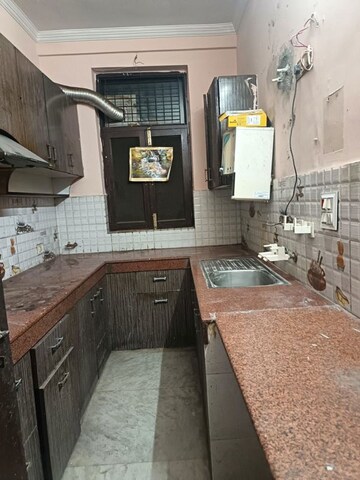 Kitchen in 2 BHK Independent House at Sector 40 – for Rent
