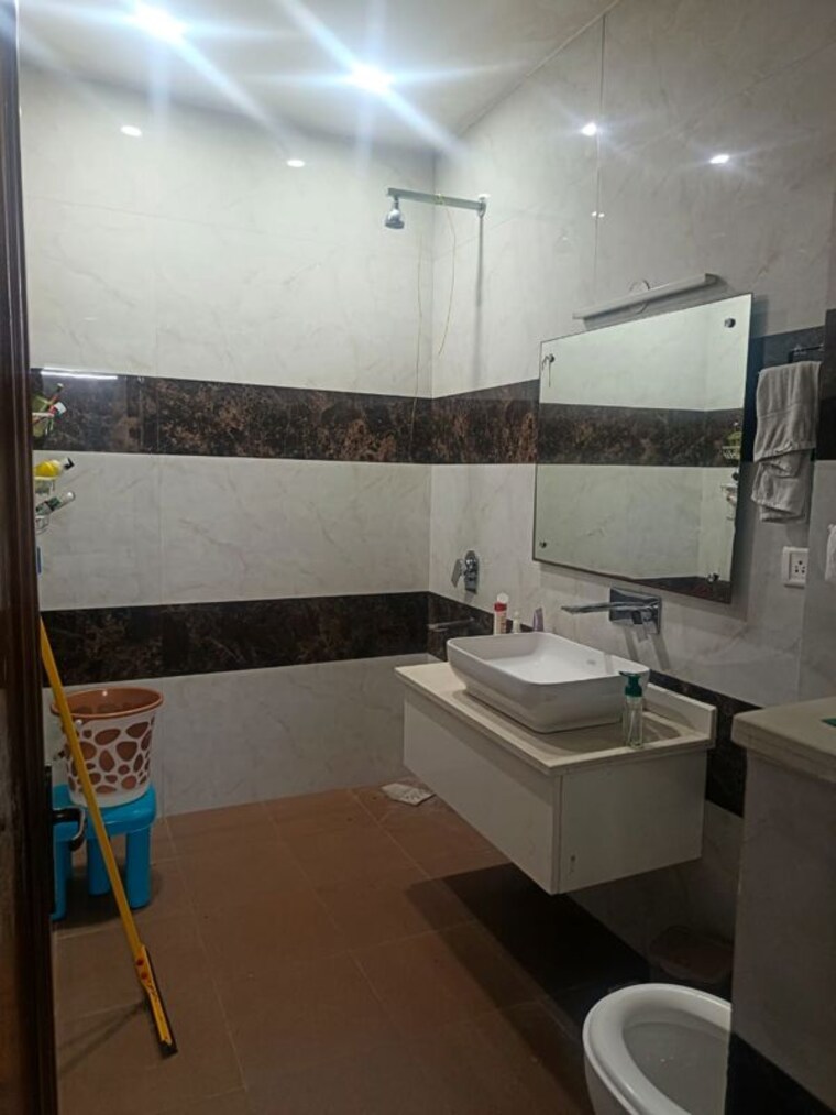 Kitchen, varun-enclave 2.5 Bedroom 1400 Sq.Ft. Independent House In Sector 28 Noida 9856618