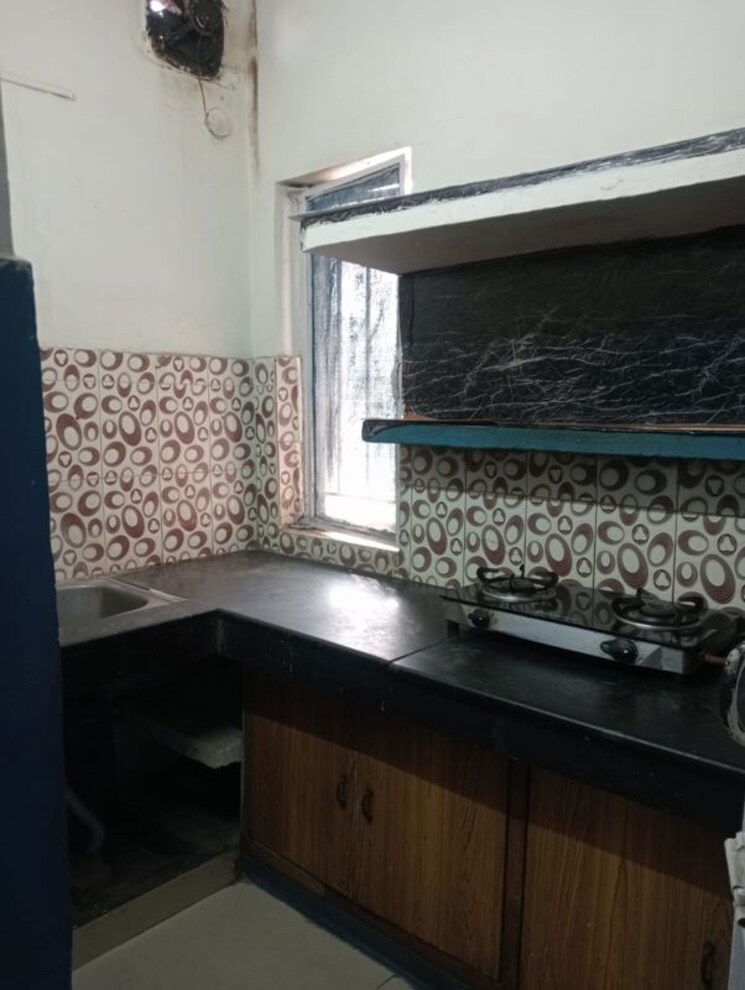 Kitchen, arun-vihar-sector-37 2 Bedroom 1400 Sq.Ft. Independent House In Sector 37 Noida 9856632