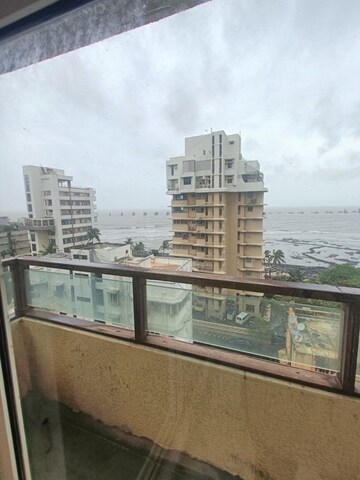 4 BHK Apartment – Exterior View View at Bandra West - for Rent