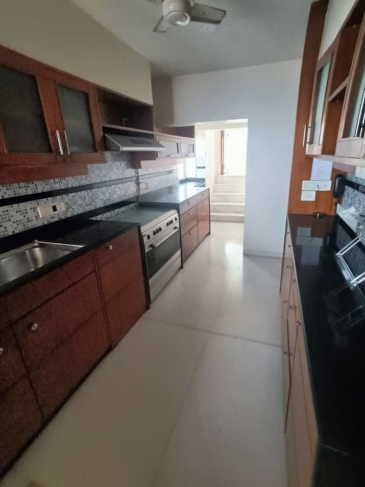 Kitchen, bandra west 4 Bedroom 1200 Sq.Ft. Apartment In Bandra West Mumbai 9856631
