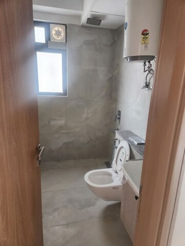 Bathroom in 2 BHK Apartment at M3M Heights, Sector 65 – for Rent