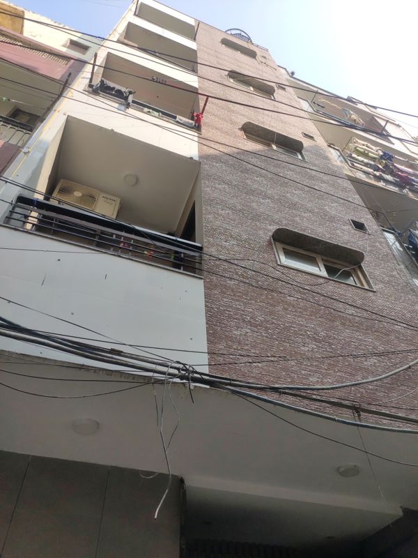 1 RkBuilder Floor For Rent in Rajouri Garden