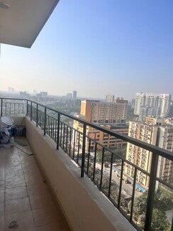 3 BHK + Study Room Apartment For Rent in Amrapali Crystal Homes
