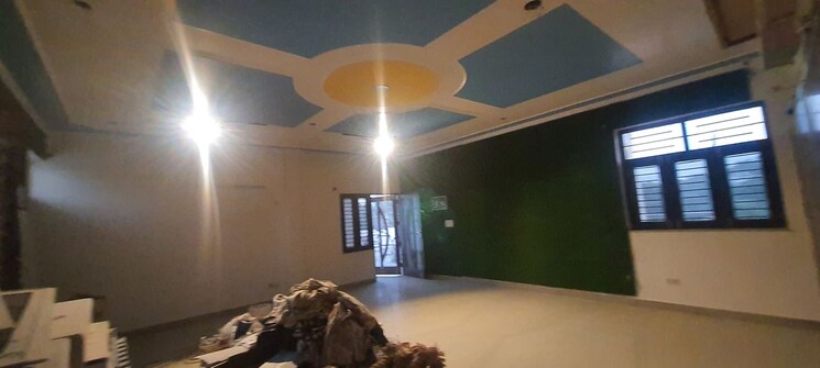 Room, sector 8 2 Bedroom 350 Sq.Ft. Independent House In Sector 8 Faridabad 9856673