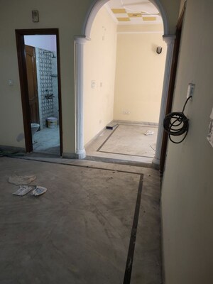 Room in 3 BHK Independent House at Sector 46 – for Rent