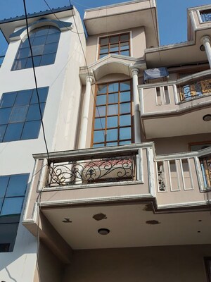 3 BHK Independent House For Rent in Sector 46