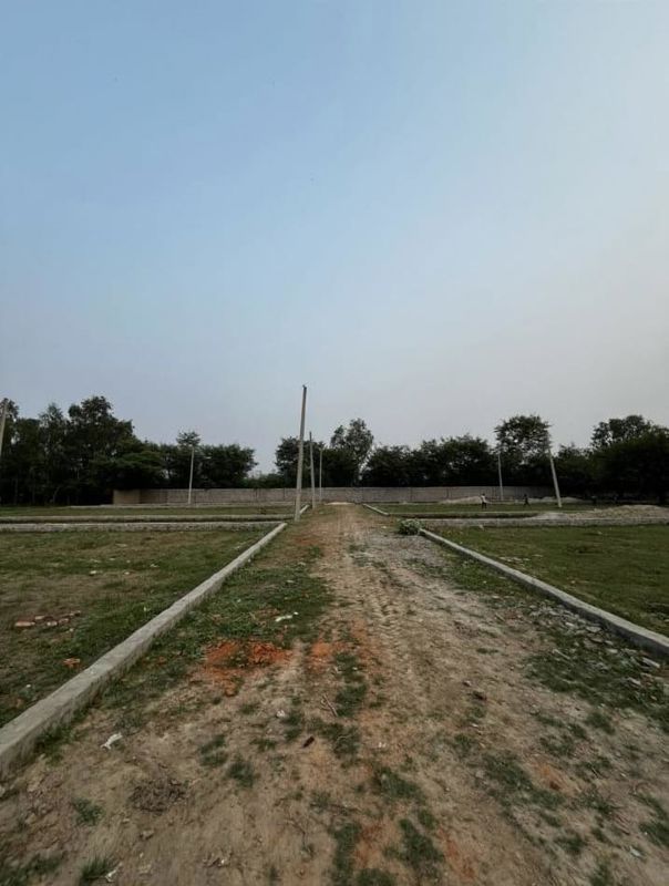 Plot For Sale in Jewar